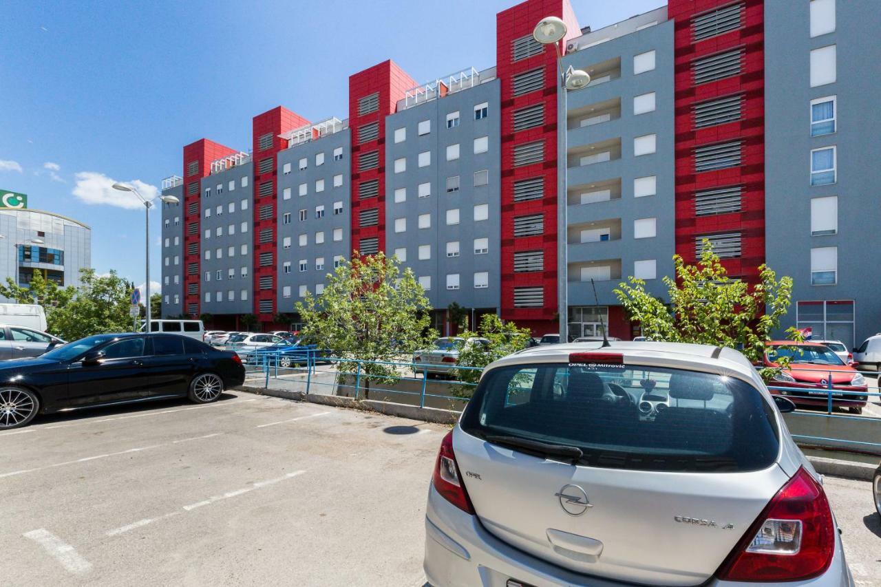 Apartment Pavic - Private Parking Zara Esterno foto