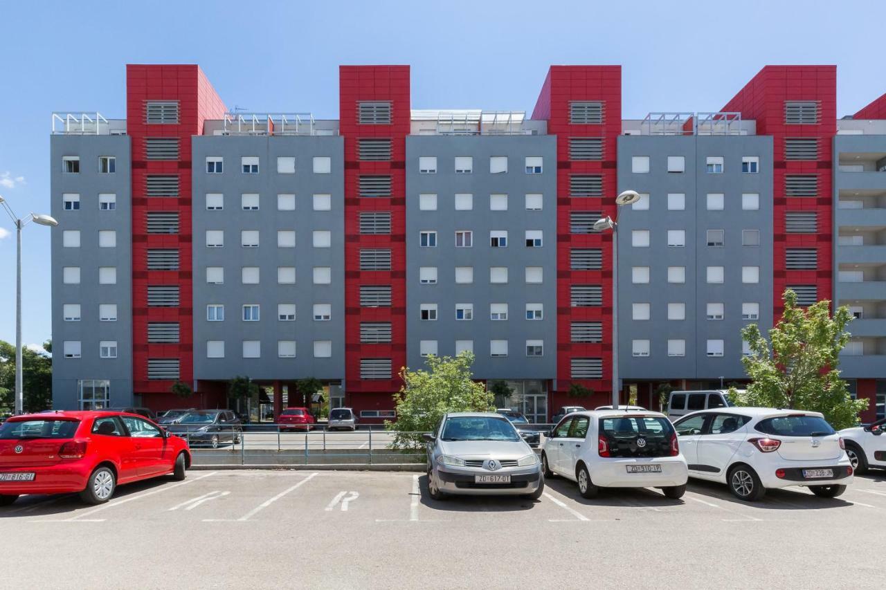 Apartment Pavic - Private Parking Zara Esterno foto